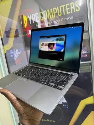 New Laptop Apple MacBook Pro M1 32GB Apple M1 SSD 1T