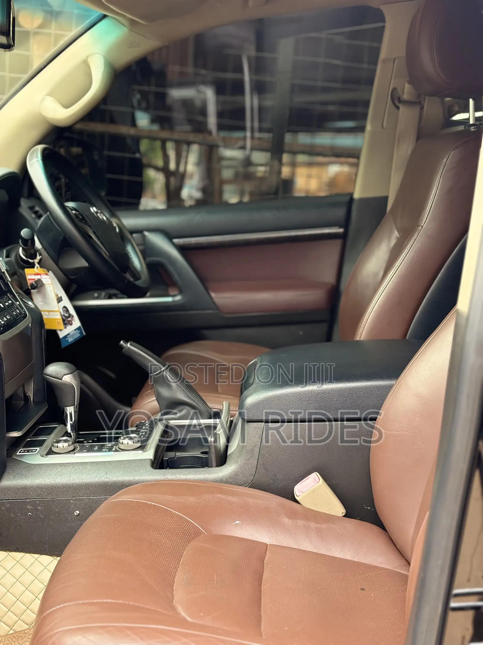 Toyota Land Cruiser 4.5 V8 GXR 2015 Black