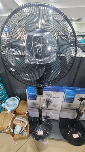 Midea Original Standing Fan With a Remote