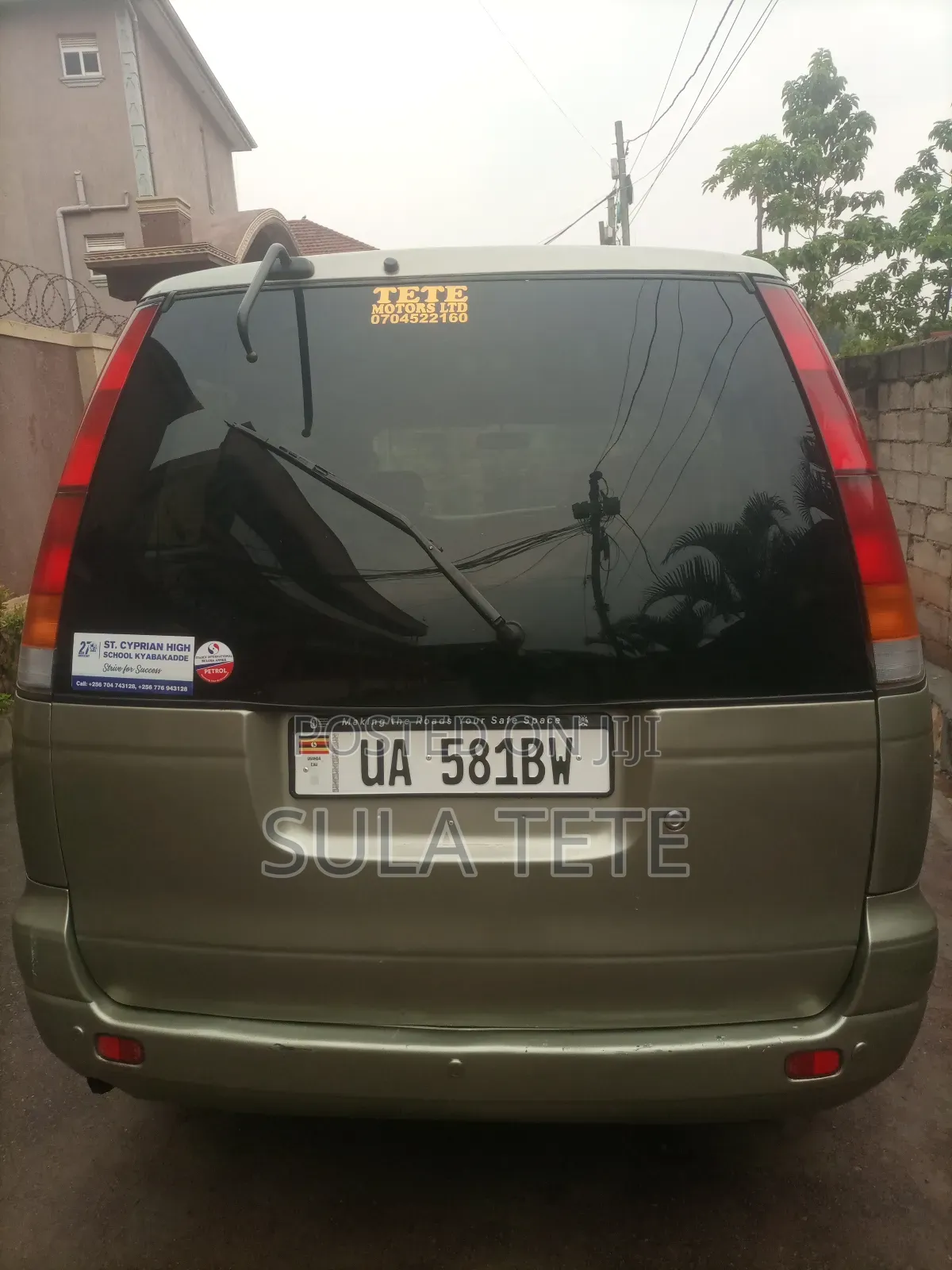 Toyota Noah 2.0 FWD (8 Seater) 2001 Gray