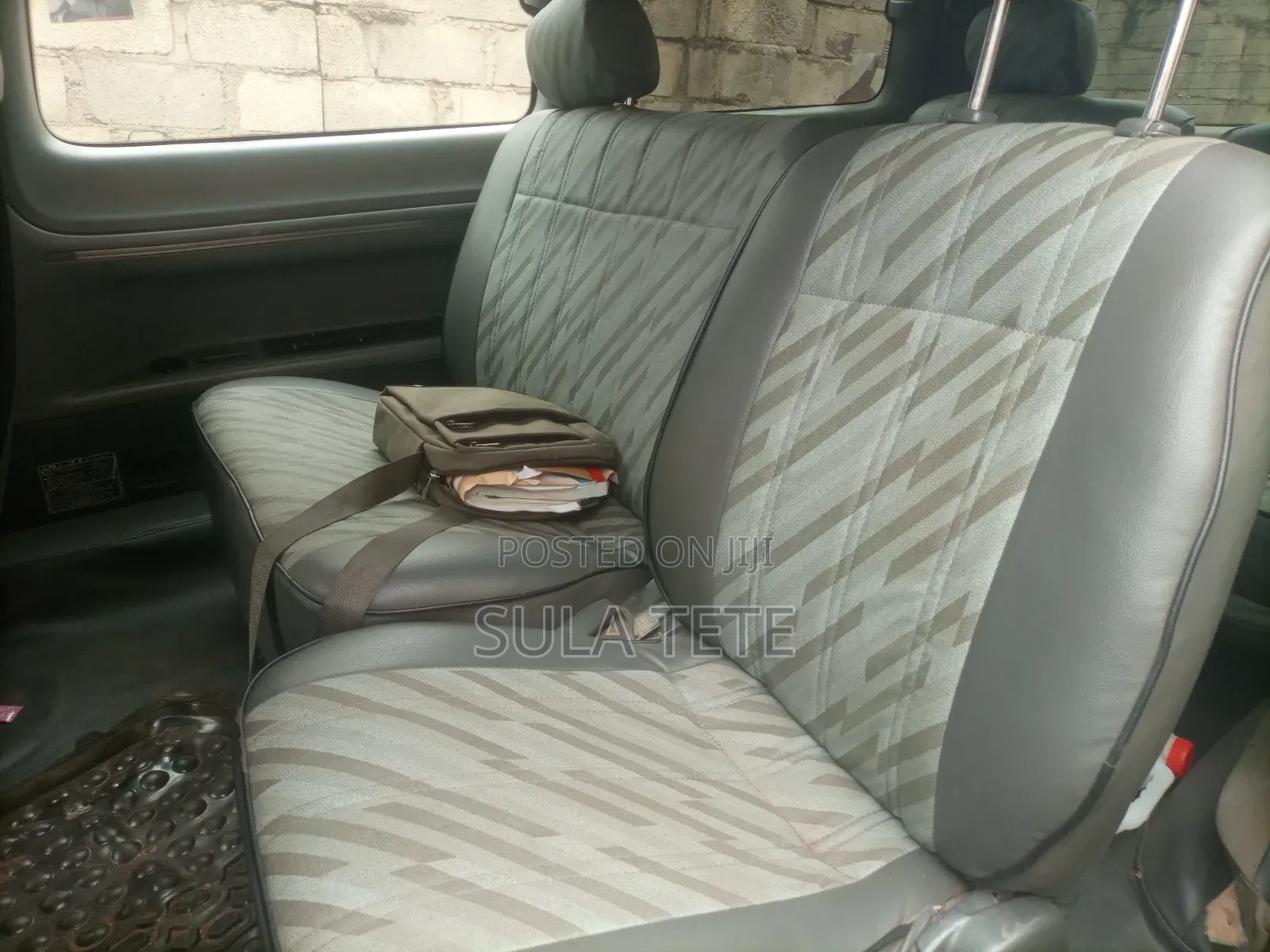 Toyota Noah 2.0 FWD (8 Seater) 2001 Gray