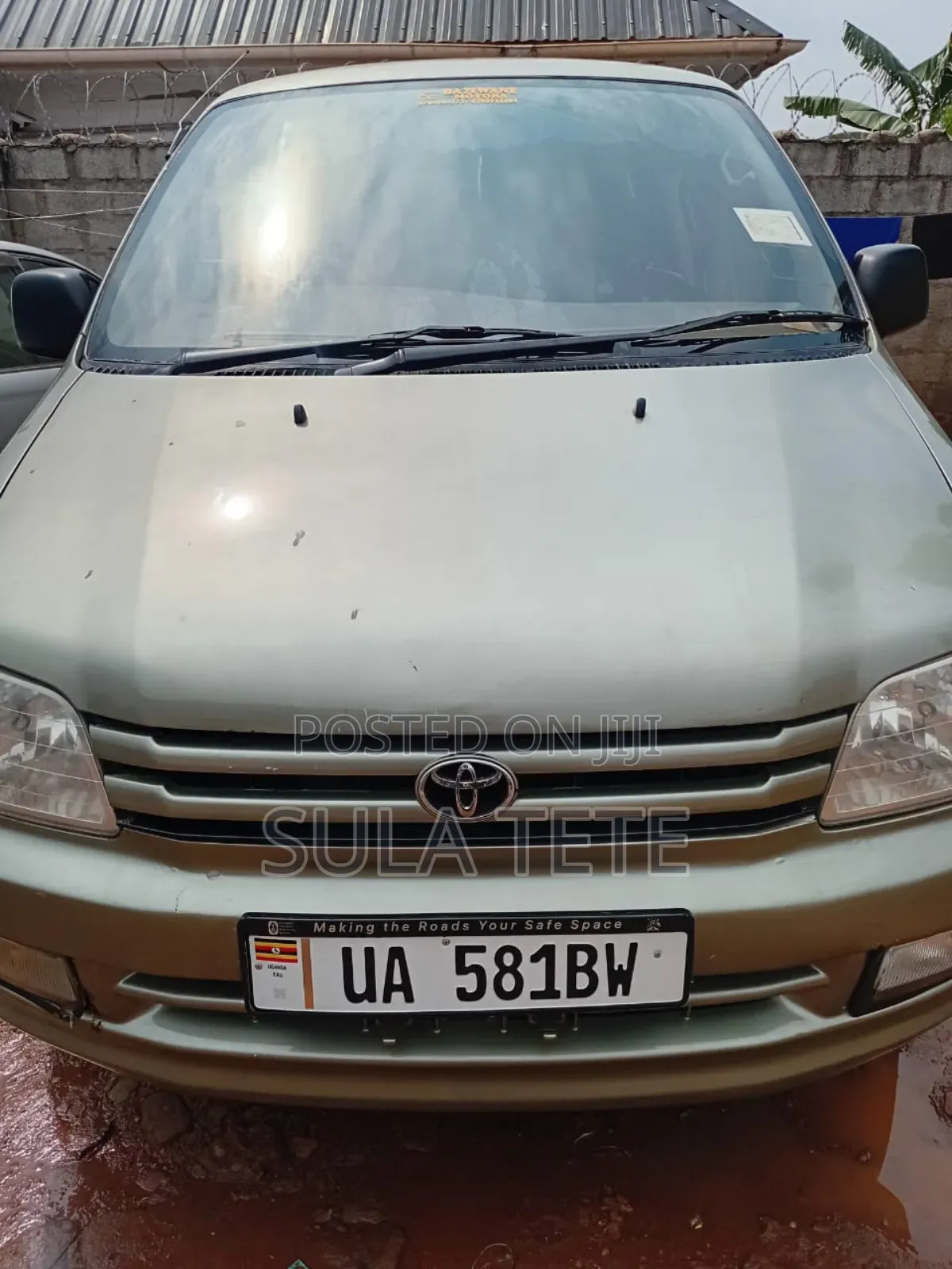 Toyota Noah 2.0 FWD (8 Seater) 2001 Gray