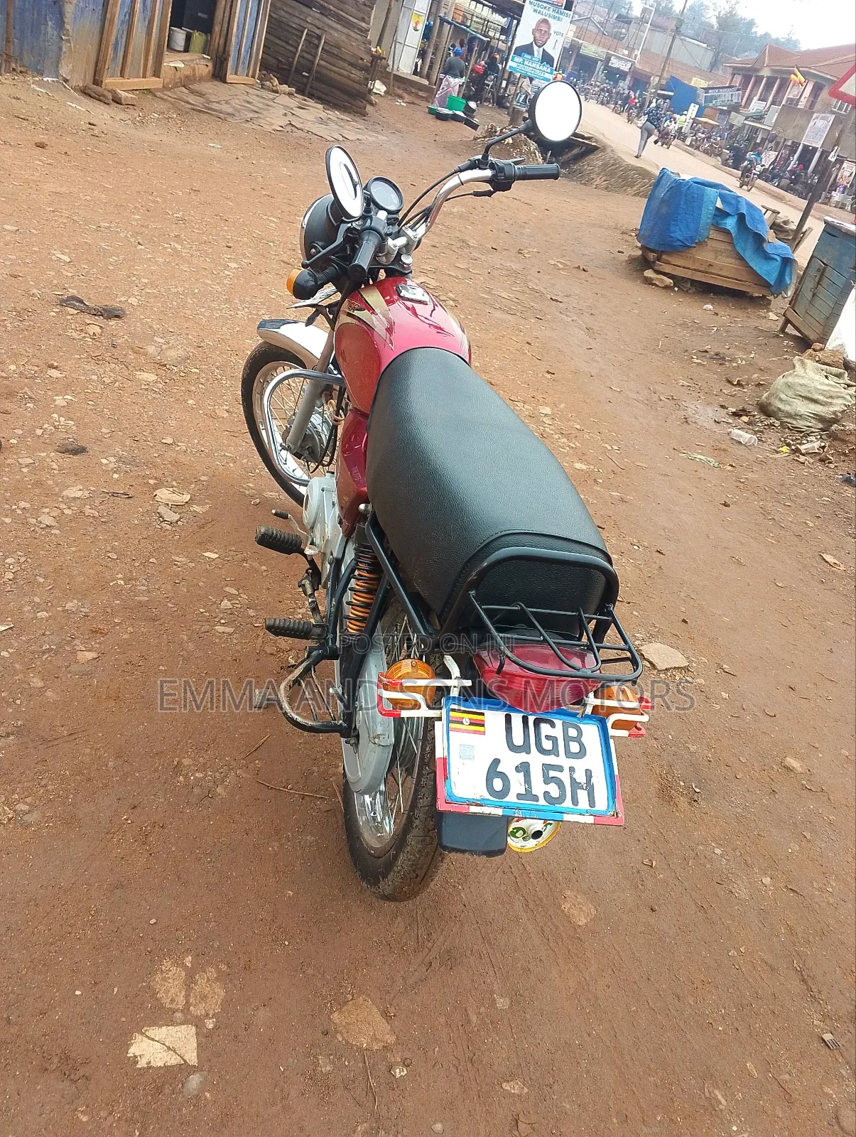 Bajaj Boxer 100 2024 Red