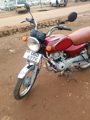 Bajaj Boxer 100 2024 Red