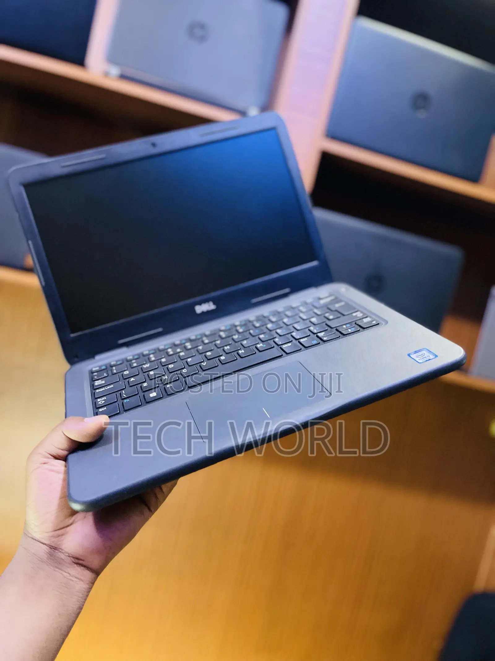 Laptop Dell Latitude 3301 8GB Intel Core I5 SSD 256GB