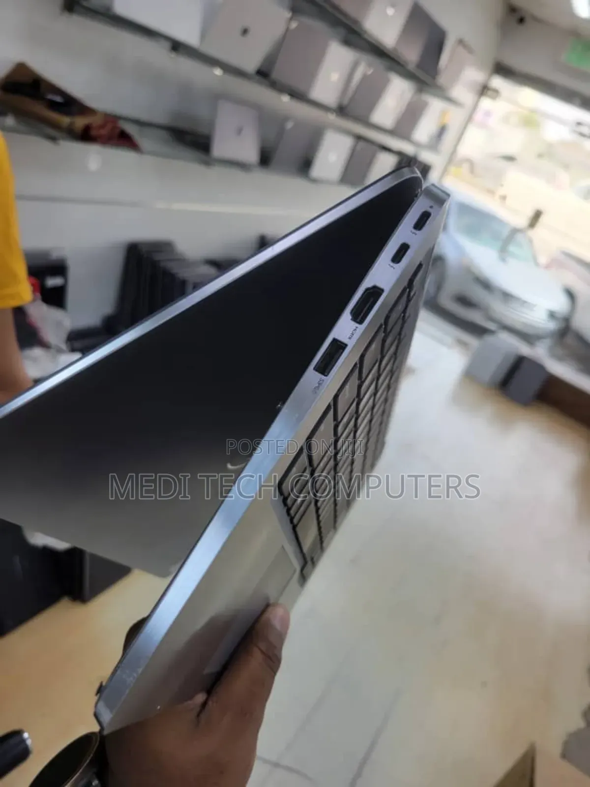 Laptop Dell Latitude 7200 2-in-1 8GB Intel Core I5 SSD 256GB