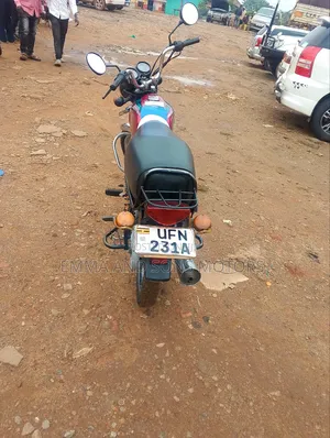 Bajaj Boxer 100 2023 Red