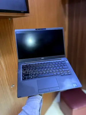 Laptop Dell Latitude 7300 8GB Intel Core i5 SSD 256GB