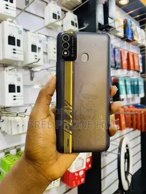 Itel P37 32 GB Black