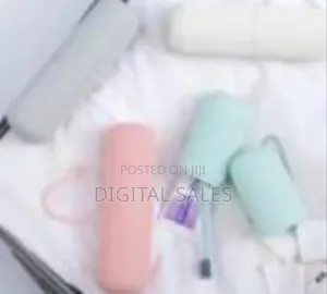 Portable Toothbrush and Toothpaste Travel Case / Holder - Multicolor