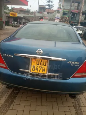 Nissan Teana 2004 Blue