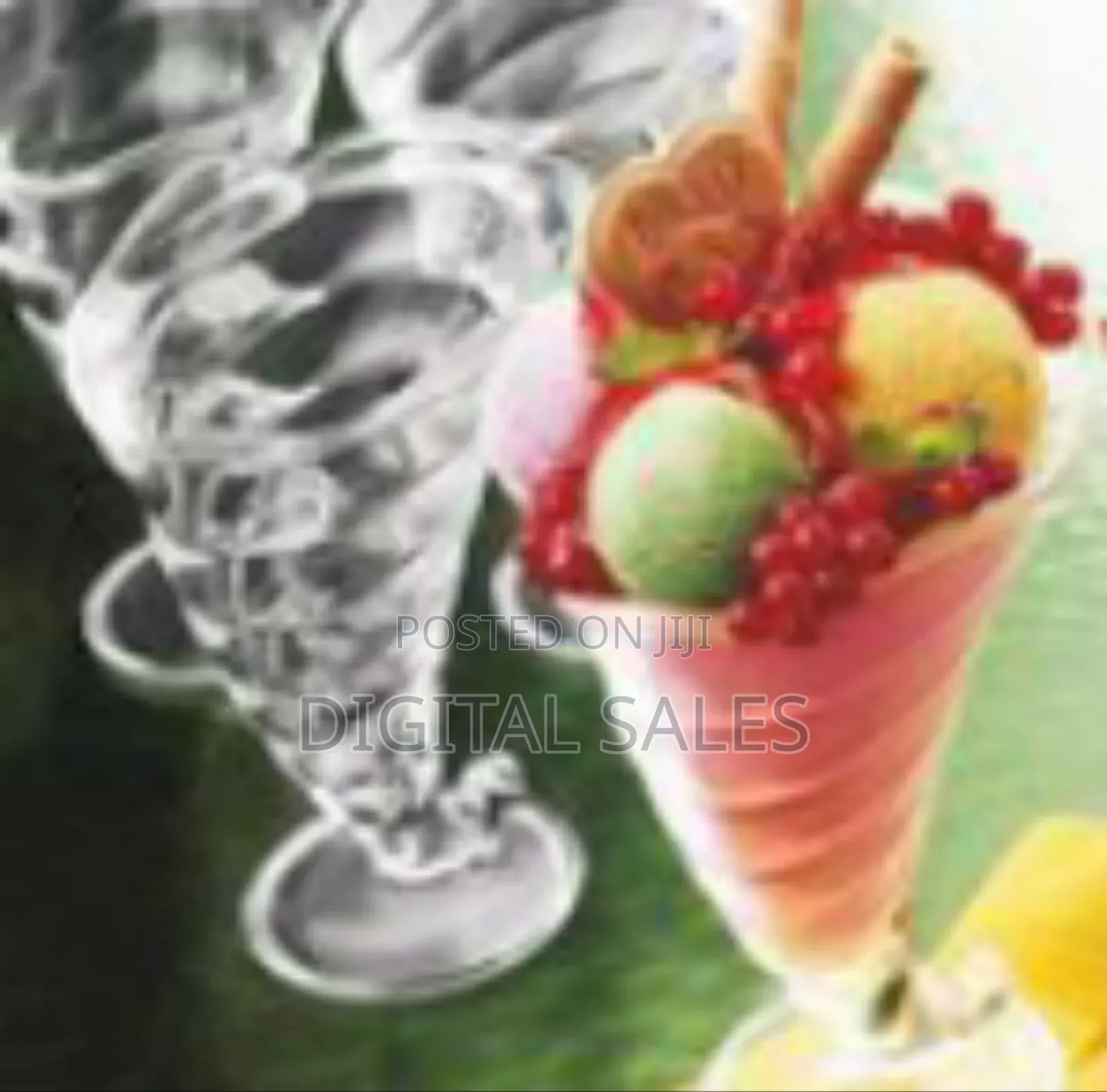 Elegant Swirl Glass Ice Cream Sundae / Dessert Dishes - Set of Six