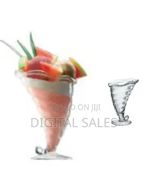 Elegant Swirl Glass Ice Cream Sundae / Dessert Dishes - Set of Six