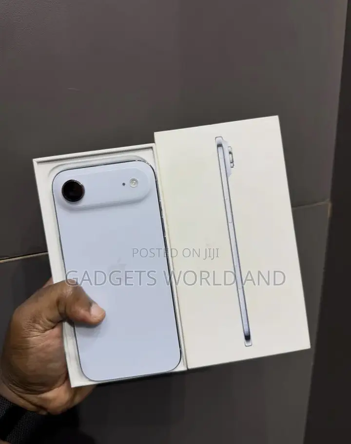 New Apple iPhone Air 256 GB Blue