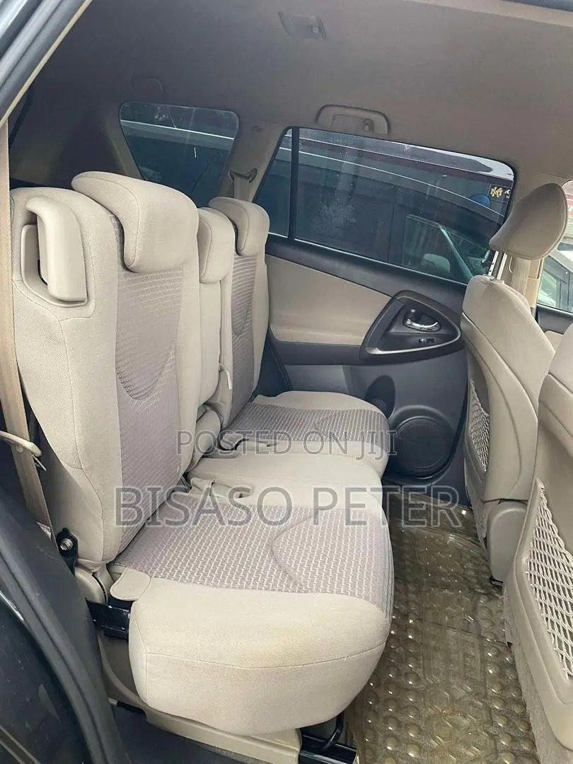 Toyota Vanguard 2009 Gray