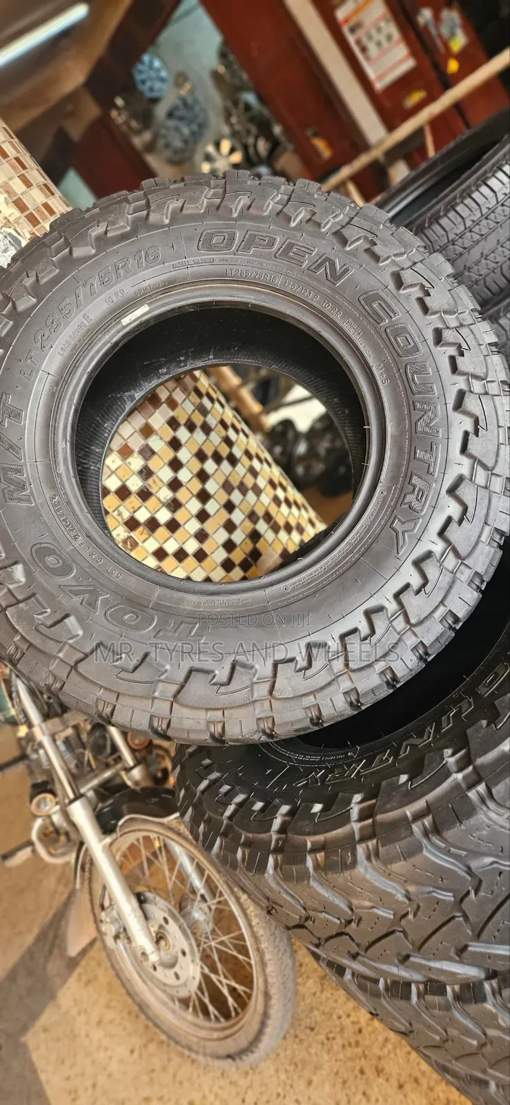 285 75 R16 Toyo Mt Open Country. Used but Still Gd Tires.