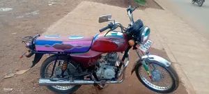Bajaj Boxer 100 2024 Red