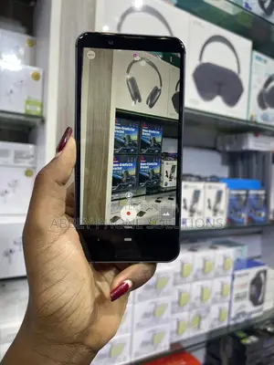 Sharp Aquos Sense 3 SHV45 64 GB Black