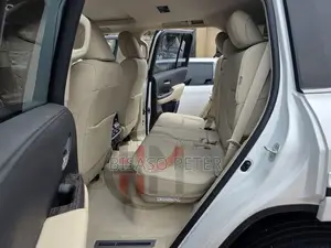 Toyota Land Cruiser 2024 White