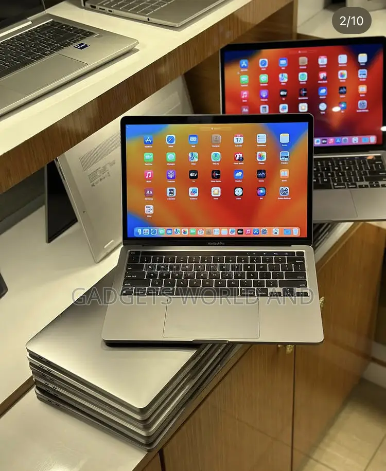 Laptop Apple MacBook Pro 2020 M1 8GB Apple M1 SSD 512GB