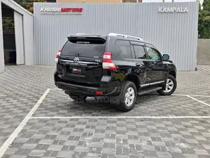 Toyota Land Cruiser Prado 2.8 D-4D 2016 Black