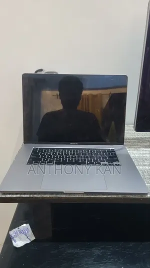 Macbook Pro 2019 I9