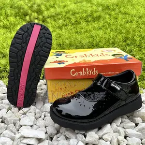 Girls School Shoes – Comfortable Wear Girls School Shoes