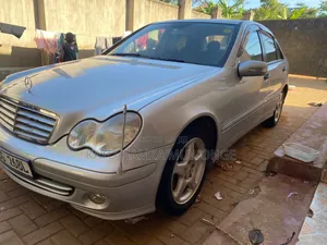 Mercedes-Benz C180 2006 Silver