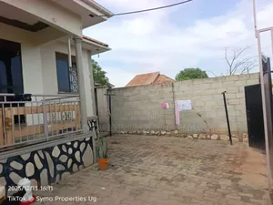 2bdrm Bungalow in Wakiso Town, Central Division for sale