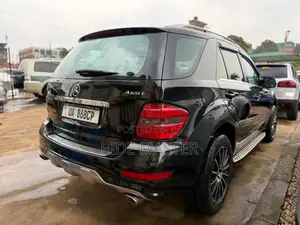 Mercedes-Benz M Class 2011 Black