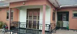 6bdrm Apartment in Namugongo Town, Central Division for sale