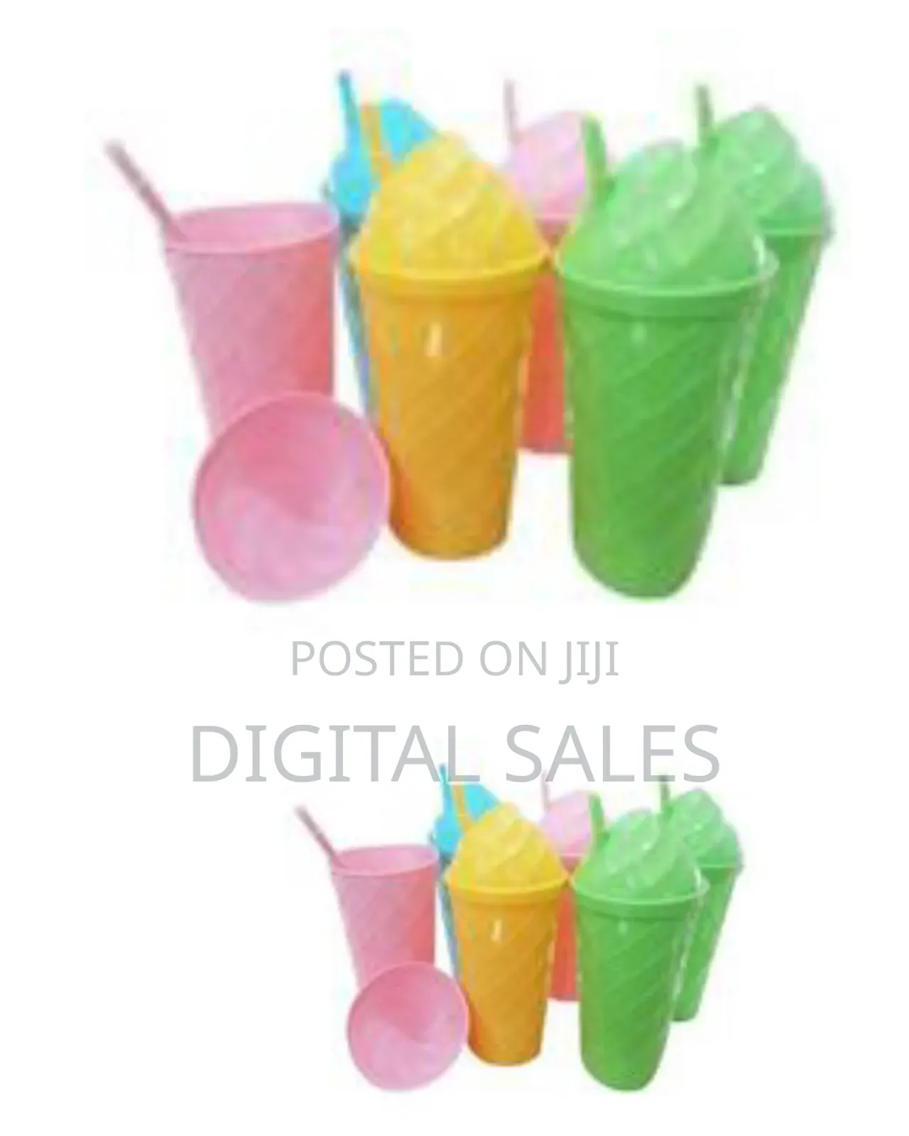 Set of 6 Plastic Tumblers With Straws and Lids
