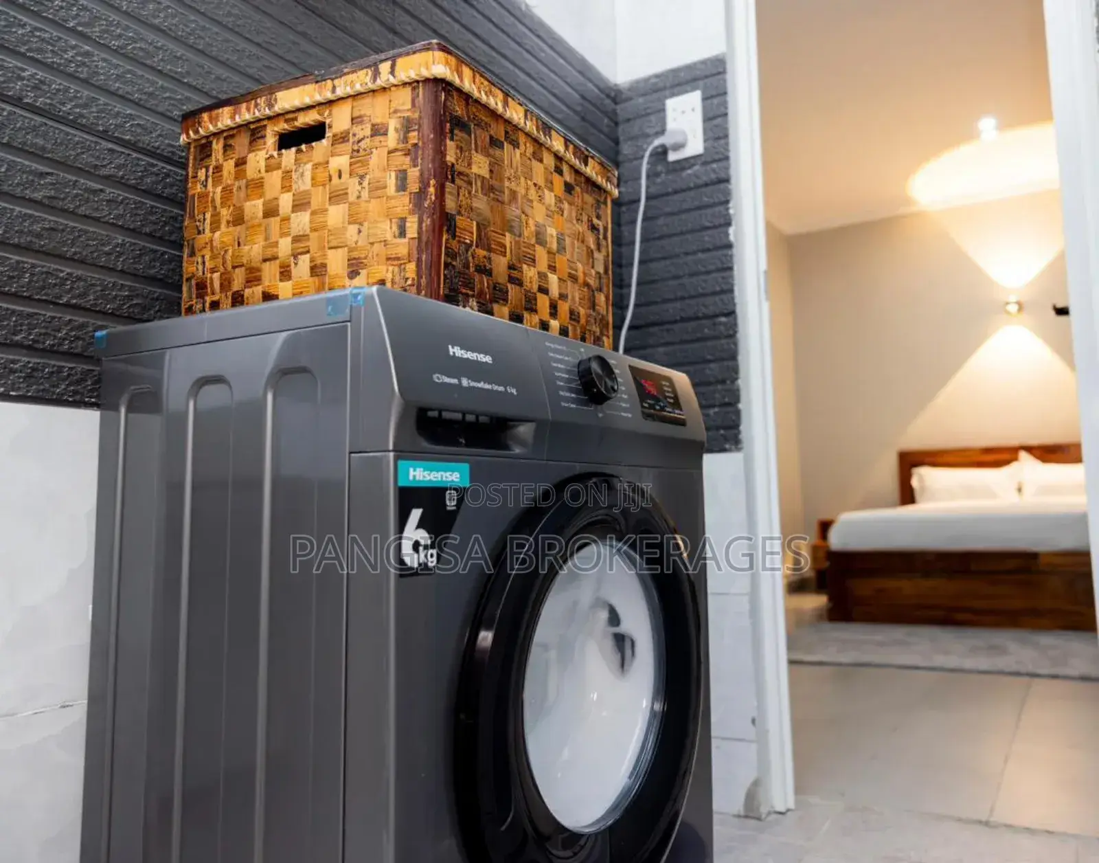 Furnished Luxurious Airbnb Munyonyo