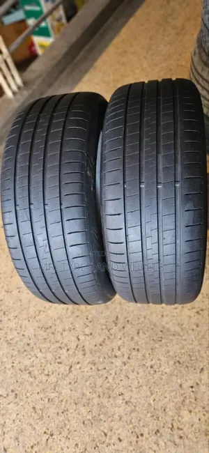 265 50 R20 Imported Dunlop 4rm Japan Only 2 Pieces Left.