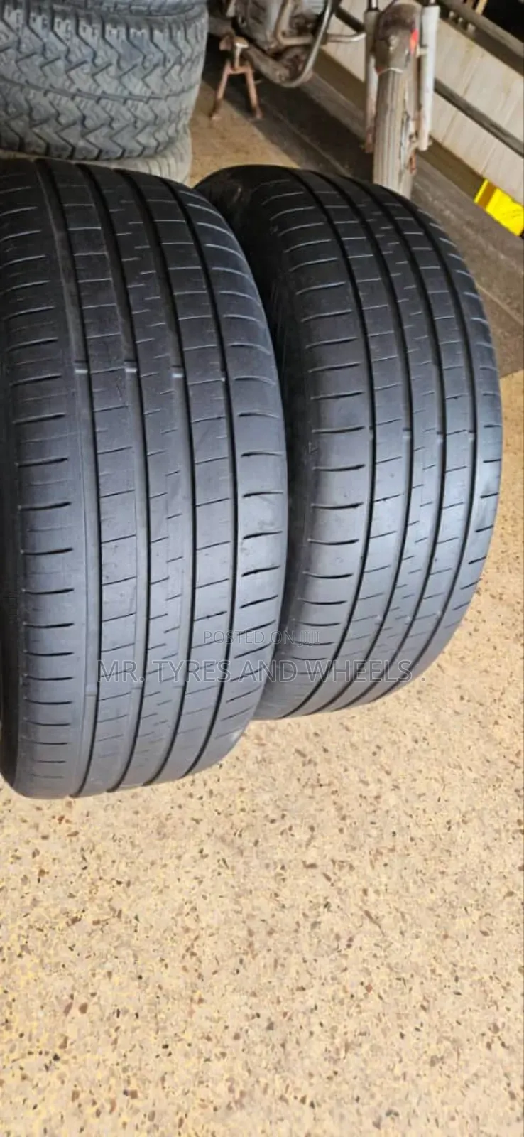 265 50 R20 Imported Dunlop 4rm Japan Only 2 Pieces Left.