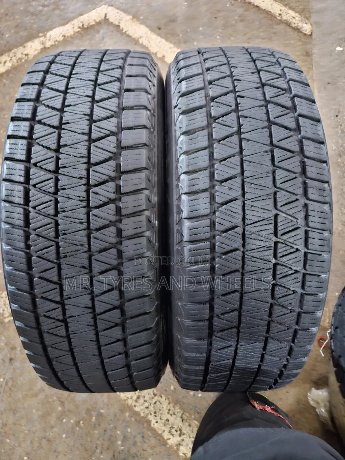 225 65 R17 Bridgestone Blizzak the Gd Brand in a Gd Size 2yrs Warranty