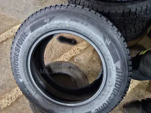 225 65 R17 Bridgestone Blizzak the Gd Brand in a Gd Size 2yrs Warranty