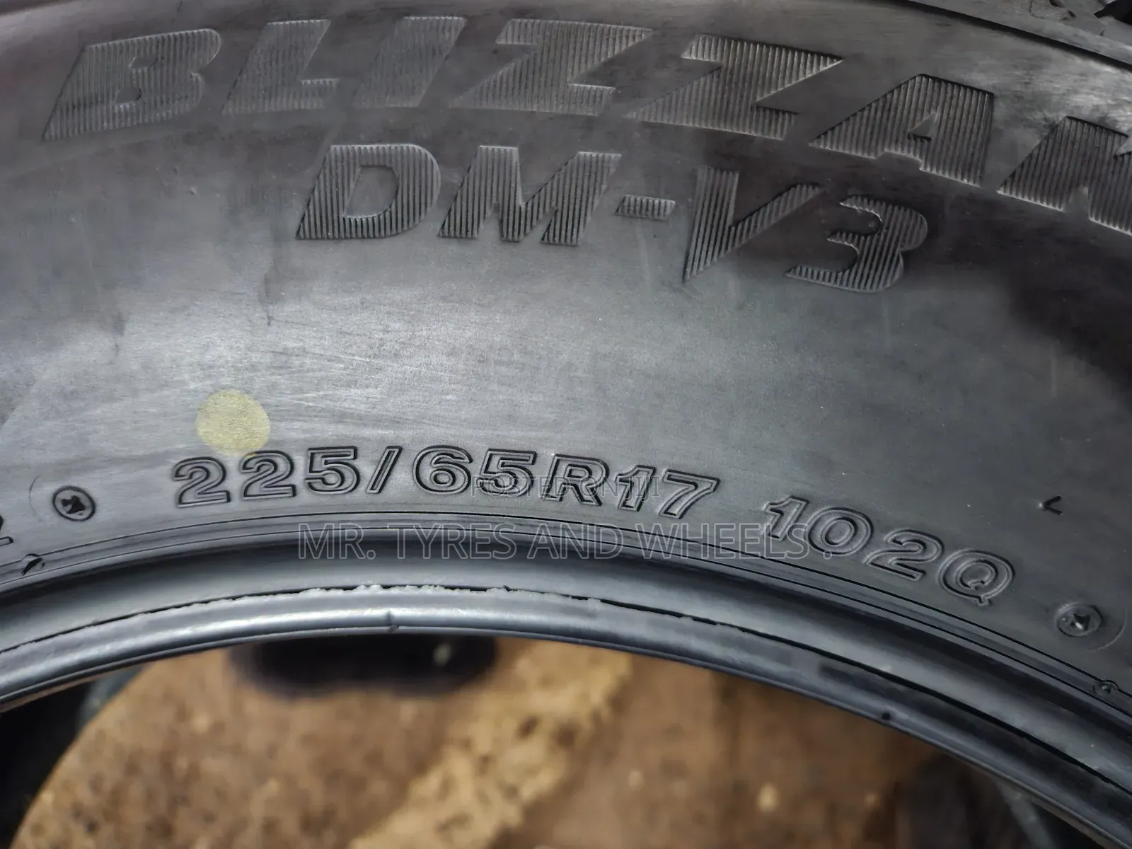 225 65 R17 Bridgestone Blizzak the Gd Brand in a Gd Size 2yrs Warranty