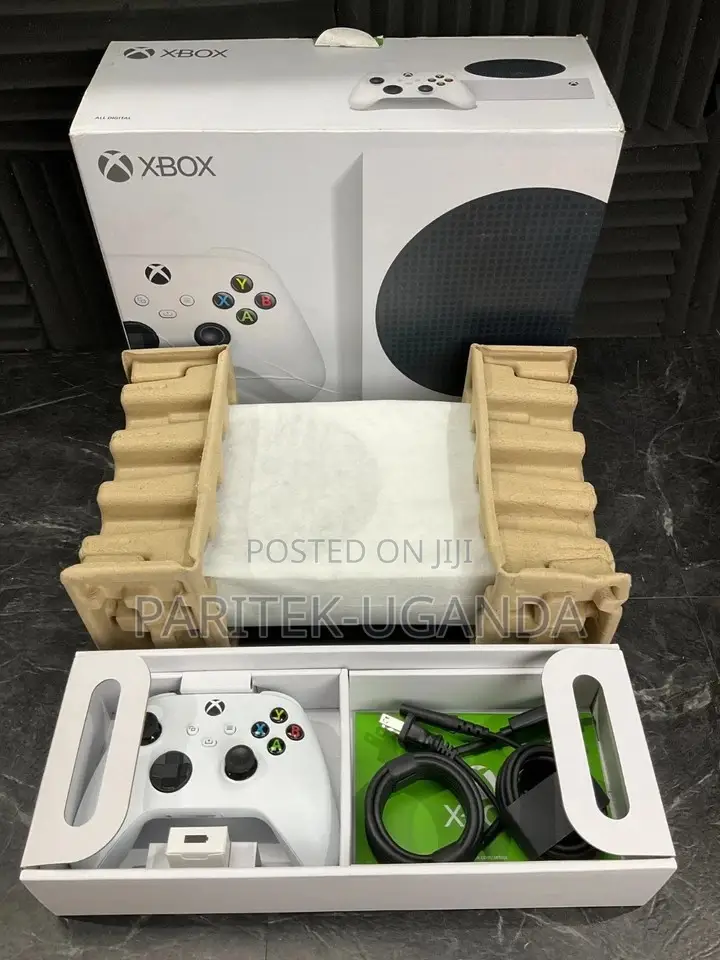 Microsoft Xbox Series S 512gb Ep2-10050 Brand New!