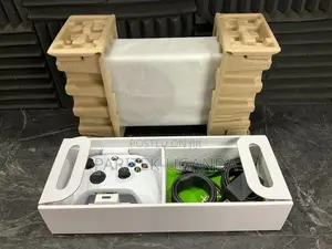 Microsoft Xbox Series S 512gb Ep2-10050 Brand New!