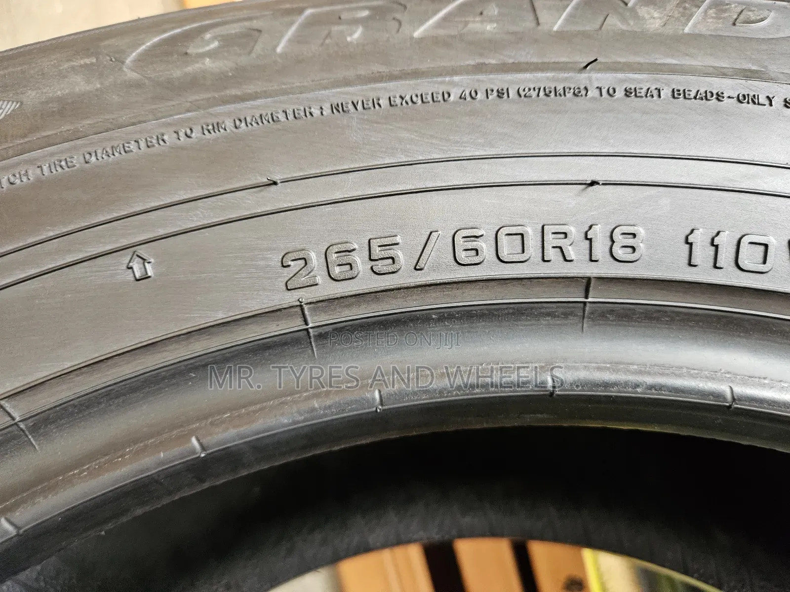 265 60 R18 Dunlop Used but in a Good Condition Still Good Well N Back