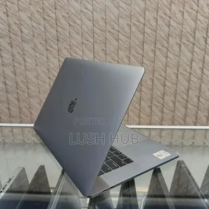 Laptop Apple MacBook 2016 16GB Intel Core I7 SSD 512GB