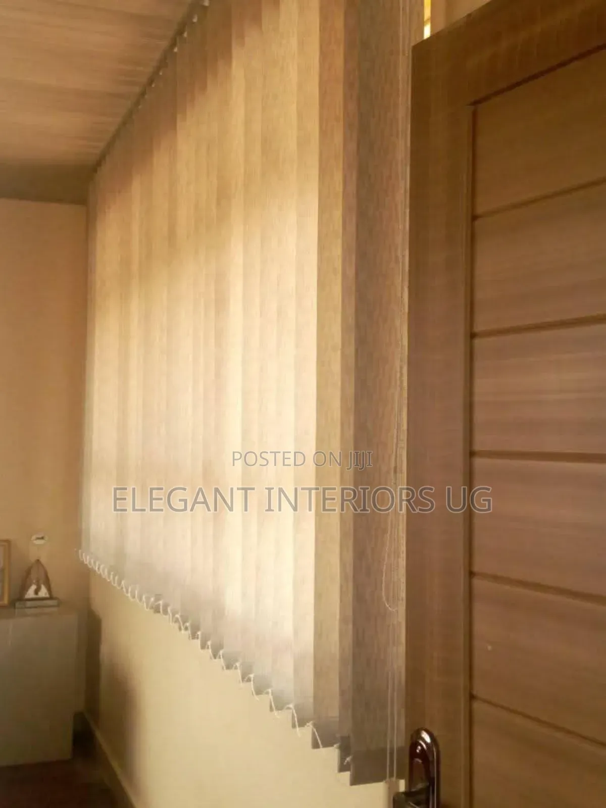 Fancy Vertical Curtain Blinds Per Square Meter Available at Favorable