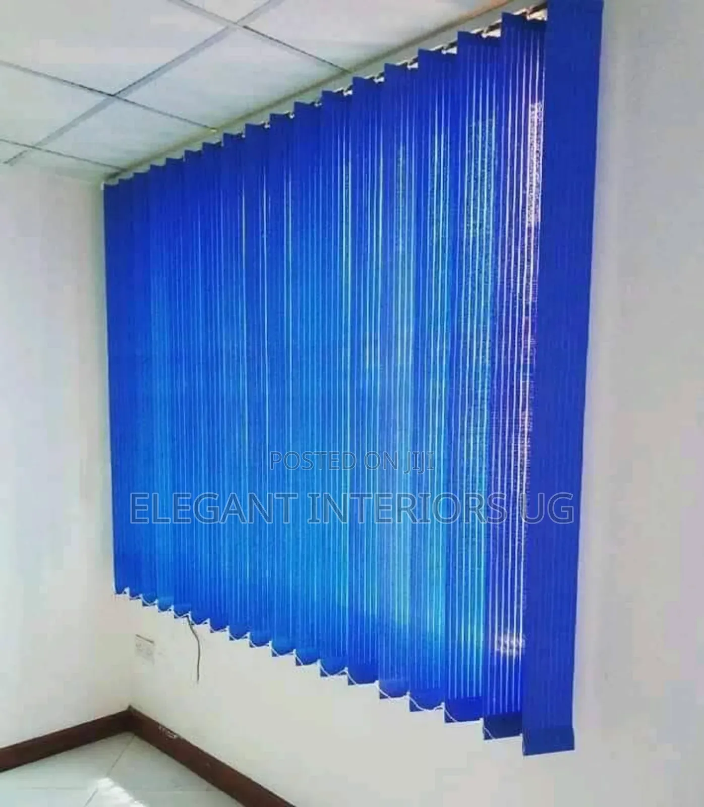 Dark Blue Window Blinds at Favorable Price for Offices