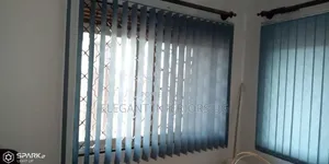 Executive Curtain Blinds Used for Office Use