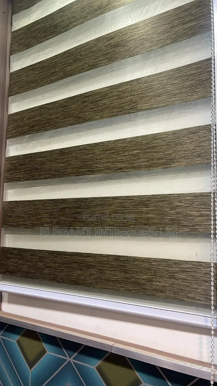 Horizontal Executive Window Blinds for Offices and Kitchen Windows