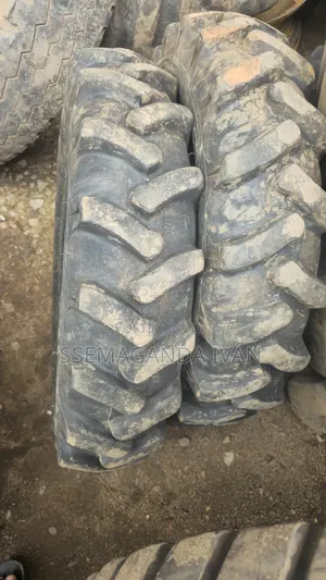 750r20 Very Good Condition Used Tyres for Tractor
