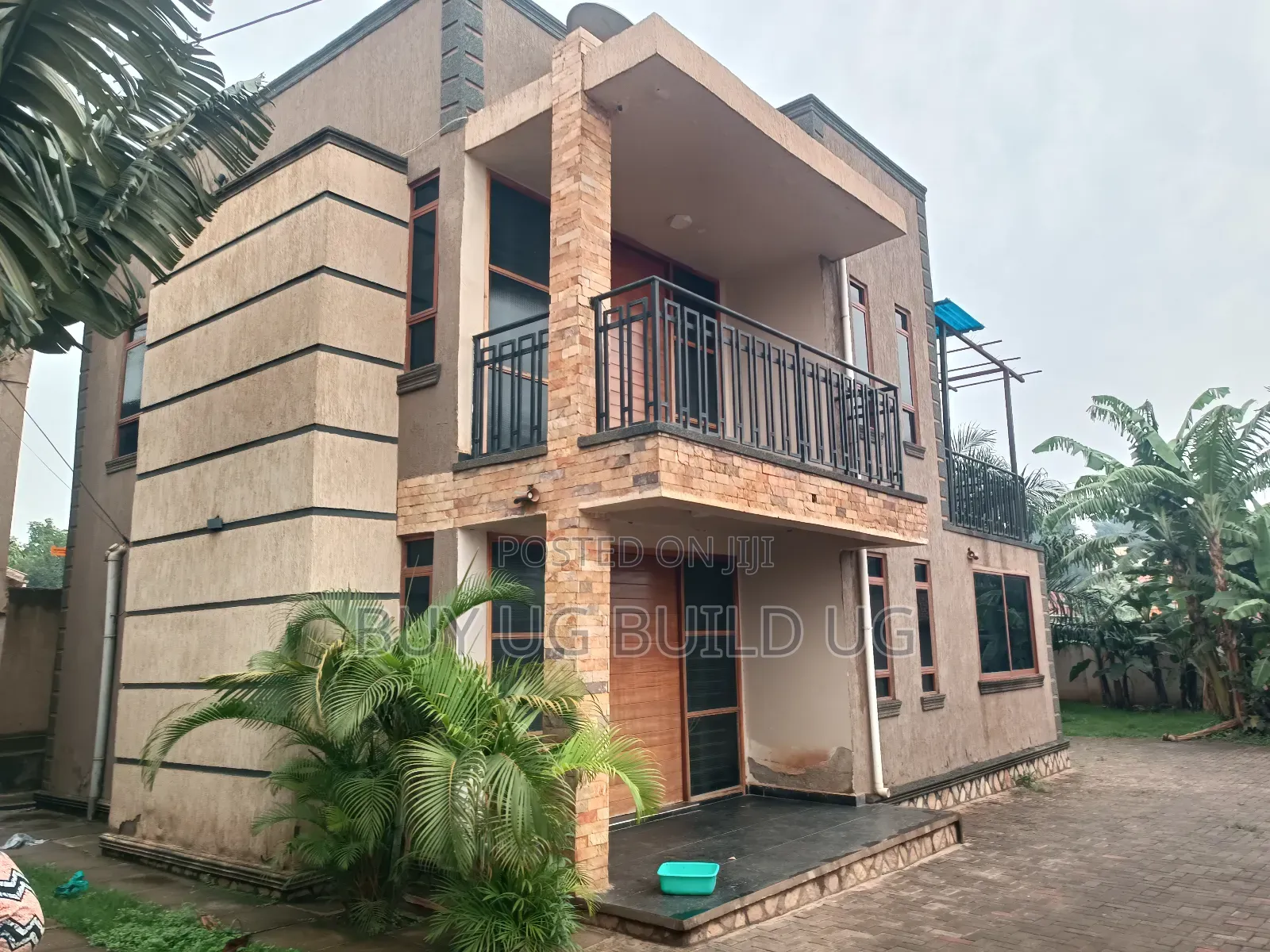 4bdrm Duplex in Namugongo Sonde, Central Division for sale