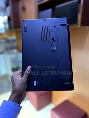 Laptop Lenovo ThinkPad X250 4GB Intel Core I5 HDD+SSD 500GB