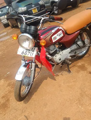 Bajaj Boxer 100 2020 Red